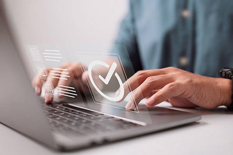 Lej en softwareudvikler fra CodeOptimus til dit projekt